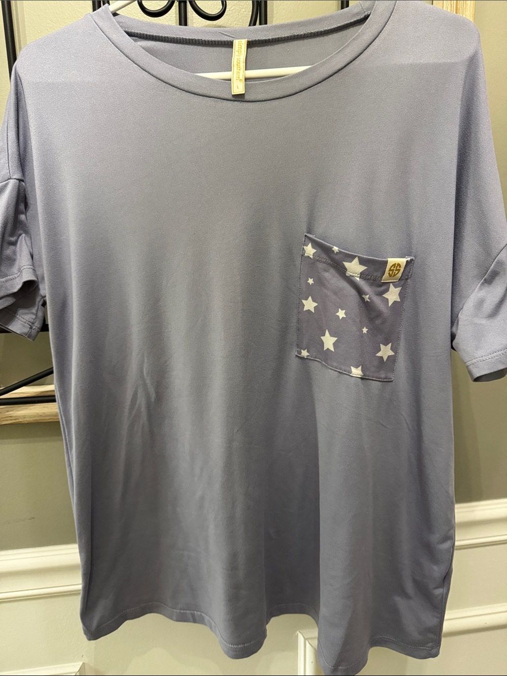 Simply Southern Short Sleeve Pocket Tee with Star Print L 4th of July holiday